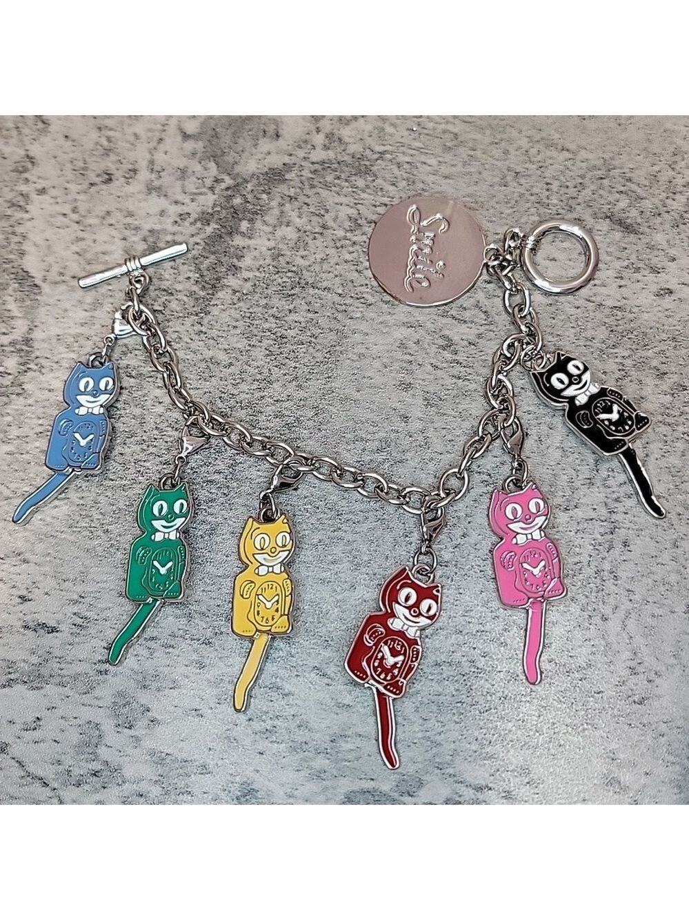 Kit-Cat Klock Charm bracelet clock - Picture 6 of 15